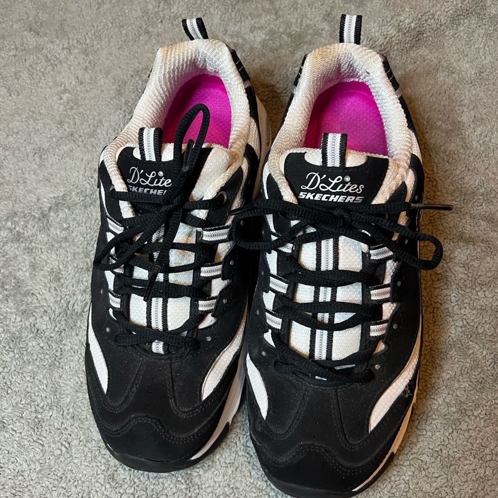 Skechers D'Lites Black and White Athletic Shoes